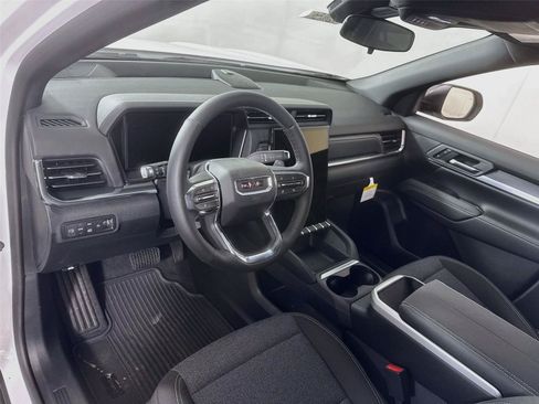 New 2027 GMC Terrain Elevation AWD/4WD image 3