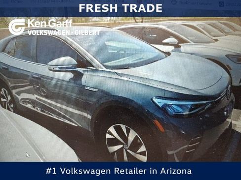 Used 2023 Volkswagen ID.4 Pro image 1