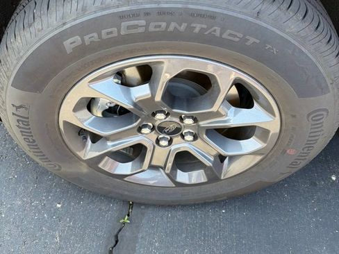 Used 2023 Ford Maverick XLT w/ XLT Luxury Package FWD image 3