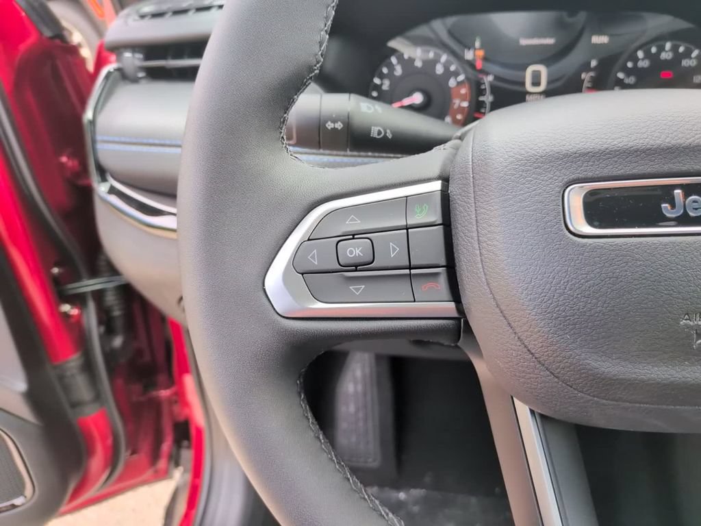 New 2026 Jeep Compass Latitude AWD/4WD image 24