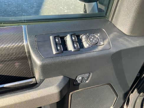 Used 2018 Ford F150 Raptor w/ Equipment Group 802A Luxury image 16