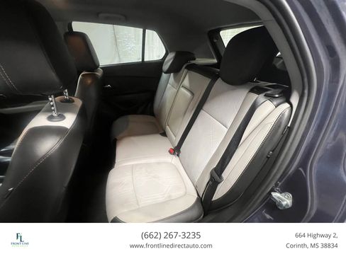 Used 2019 Chevrolet Trax LT w/ LT Convenience Package image 11