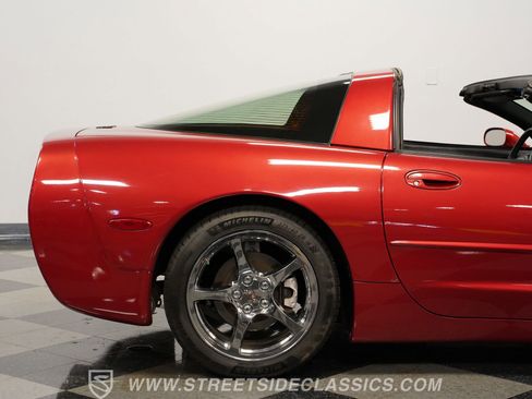 Used 1998 Chevrolet Corvette Coupe image 29