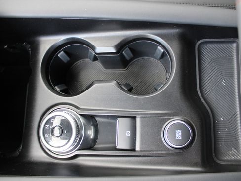 Used 2025 Ford Explorer Active w/ Active Comfort Package image 24