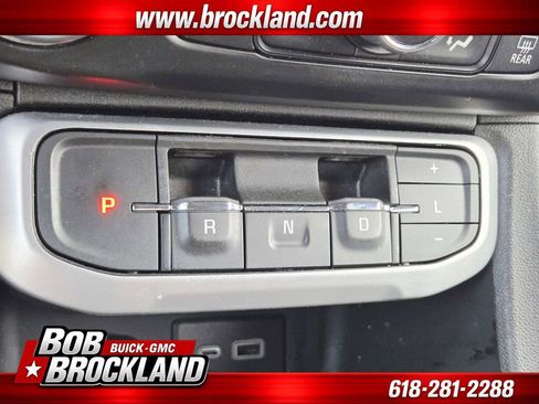 Used 2023 GMC Acadia SLE w/ Driver Convenience Package FWD image 30