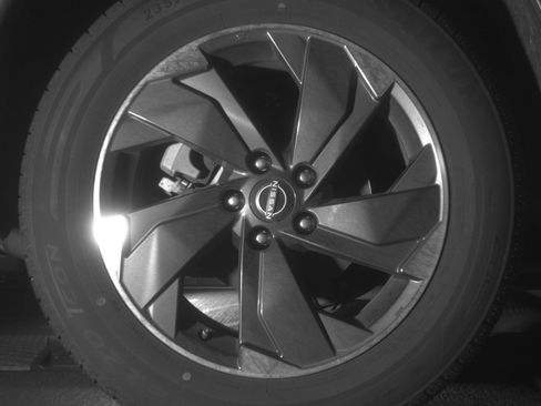Used 2025 Nissan Rogue SV FWD image 15