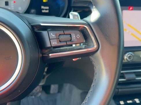 Used 2022 Porsche Macan S image 29