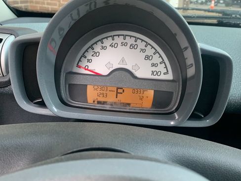 Used 2008 smart fortwo passion RWD image 4