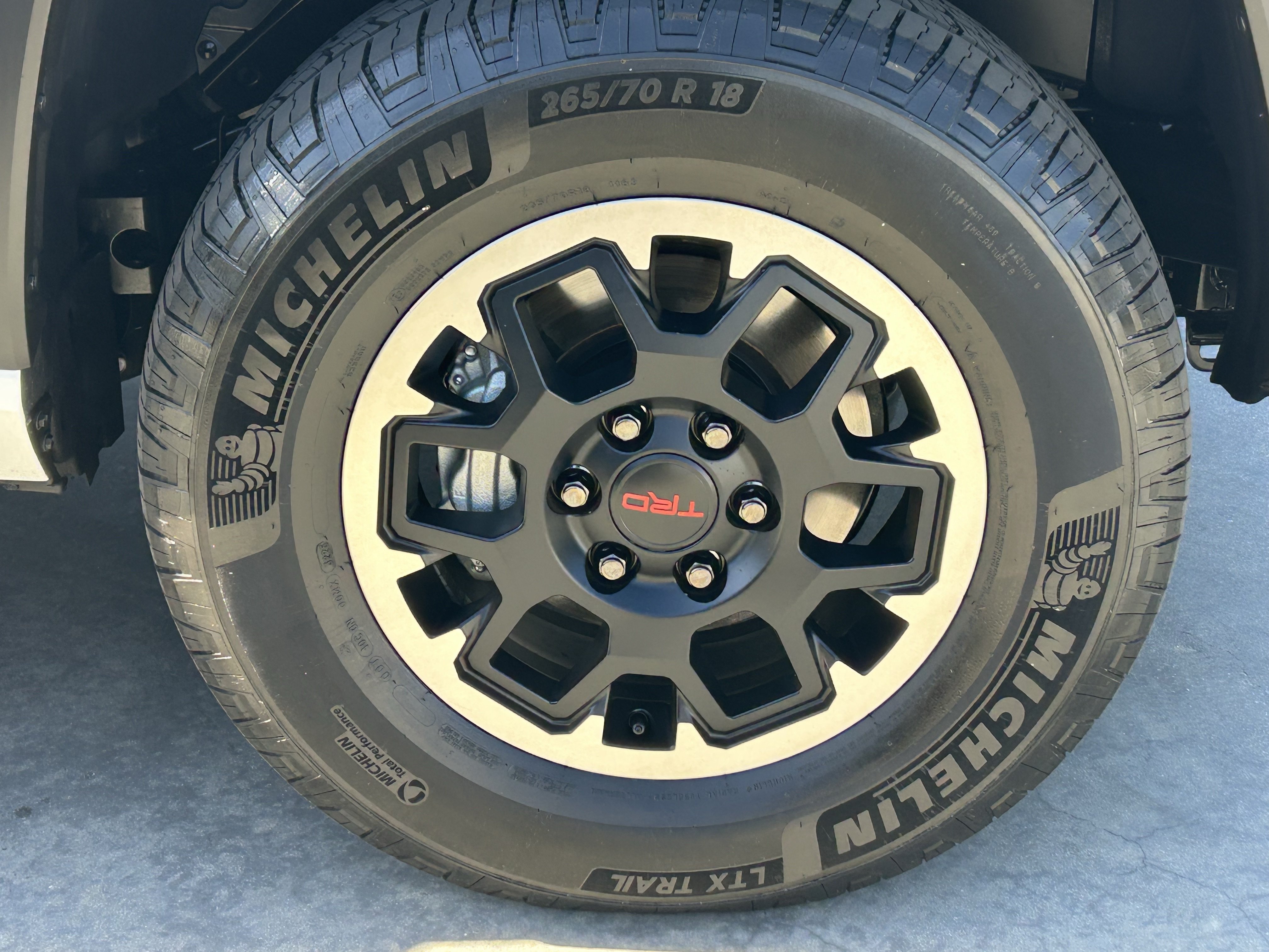 Certified 2025 Toyota 4Runner TRD Off-Road Premium AWD/4WD image 8