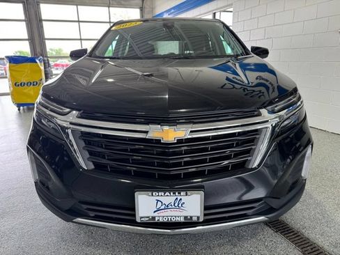Used 2023 Chevrolet Equinox LT FWD image 3