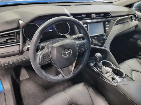 Used 2018 Toyota Camry XSE FWD image 12