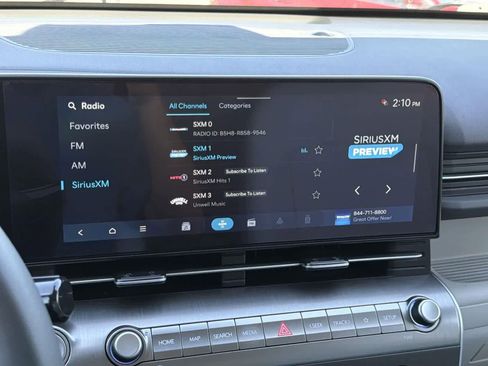 Used 2024 Hyundai Kona SE image 17