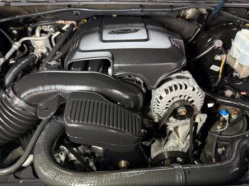 Used 2012 GMC Yukon XL Denali AWD/4WD image 13