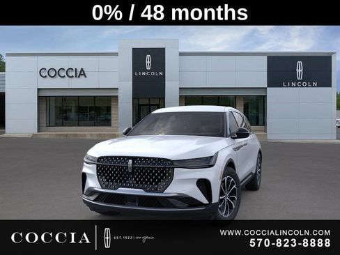 New 2026 Lincoln Nautilus Premier AWD/4WD image 2