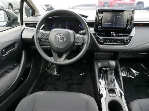 Certified 2022 Toyota Corolla LE FWD image 12