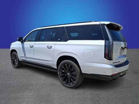 New 2026 Cadillac Escalade ESV Platinum Sport w/ LPO, ONYX Package AWD/4WD image 5