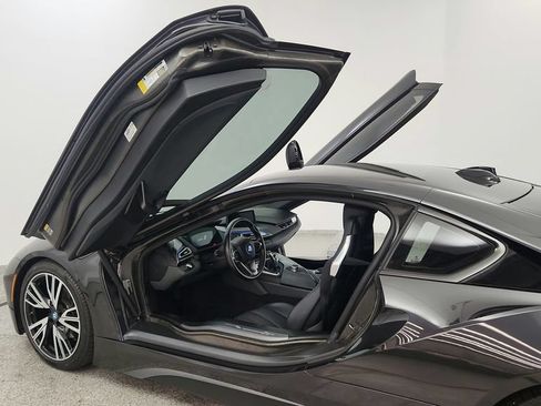 Used 2016 BMW i8 AWD/4WD image 39