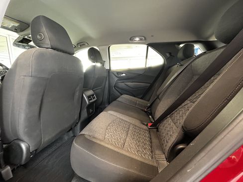 Used 2024 Chevrolet Equinox LT FWD image 17