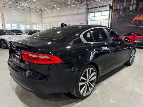 Used 2017 Jaguar XE Prestige image 35
