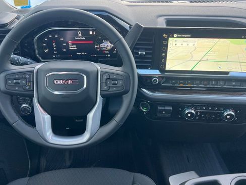 New 2026 GMC Sierra 1500 SLE image 11