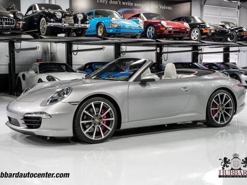 Used 2015 Porsche 911 Carrera S RWD image 4