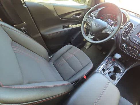 Used 2023 Chevrolet Equinox RS image 15