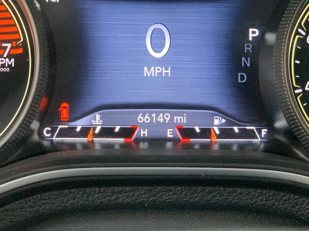 Used 2022 Jeep Cherokee Limited AWD/4WD image 30