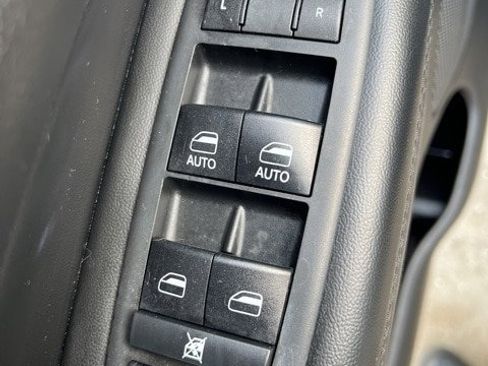 Certified 2019 Jeep Grand Cherokee Limited X image 20