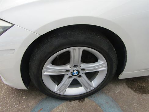 Used 2013 BMW 320i Sedan image 13