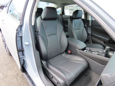 New 2026 Honda Accord Touring image 18