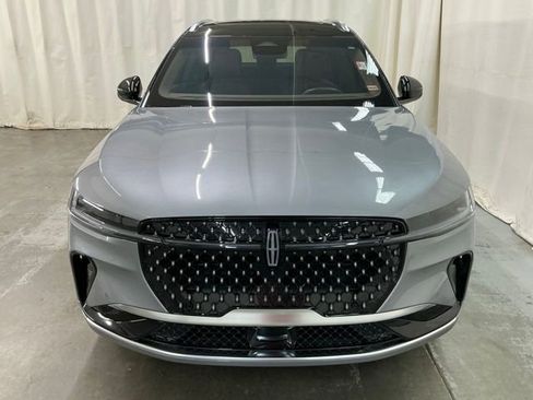 Used 2024 Lincoln Nautilus Black Label AWD/4WD image 8