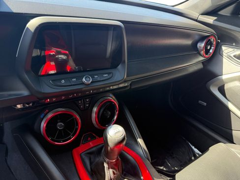 Used 2016 Chevrolet Camaro LT RWD image 12