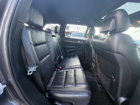 Used 2017 Jeep Grand Cherokee Limited AWD/4WD image 21