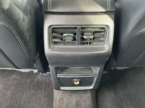 Used 2016 Ford Edge Titanium AWD/4WD image 23