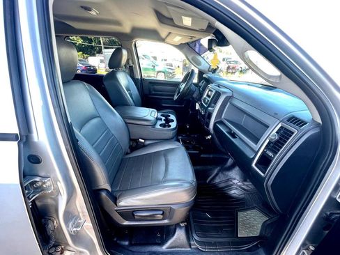 Used 2014 RAM 3500 Tradesman w/ Chrome Appearance Group image 18