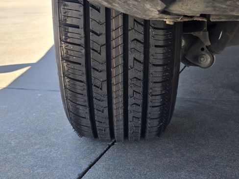 Used 2020 Nissan Rogue SV w/ Sun & Sound Touring Package image 15