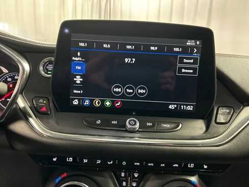 Used 2024 Chevrolet Blazer LT w/ Convenience Package FWD image 17