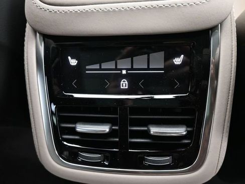 New 2026 Volvo XC90 B6 Plus w/ Protection Package Premier image 35