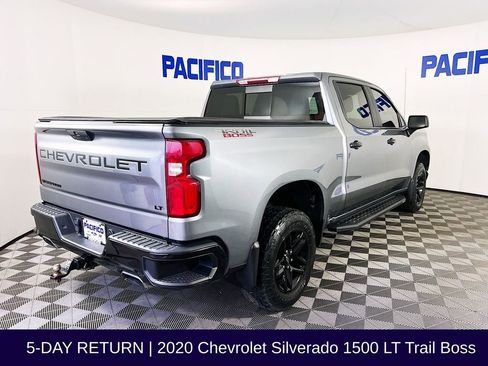 Used 2020 Chevrolet Silverado 1500 LT Trail Boss image 8