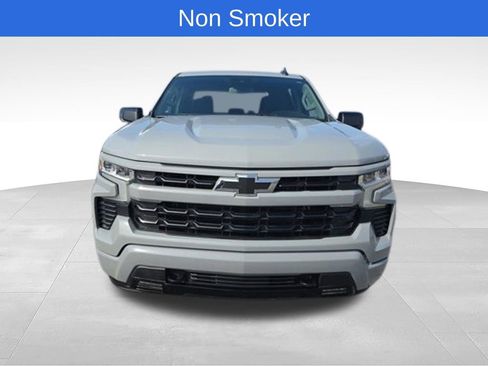 Used 2024 Chevrolet Silverado 1500 RST AWD/4WD image 9