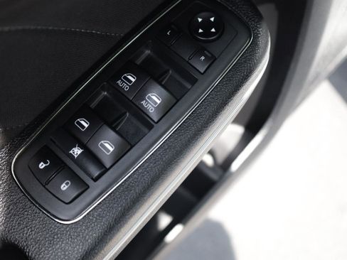 Used 2020 Dodge Charger R/T RWD image 36