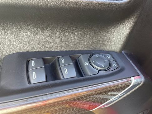 Used 2022 Chevrolet Silverado 1500 RST w/ LPO, Blackout Package image 9
