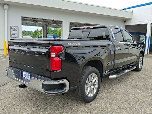 Certified 2021 Chevrolet Silverado 1500 LTZ w/ Technology Package AWD/4WD image 25