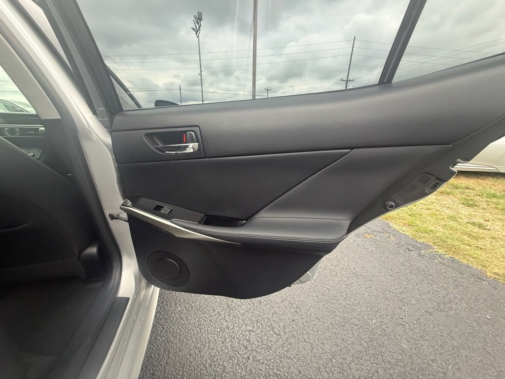 Used 2015 Lexus IS 250 RWD image 13