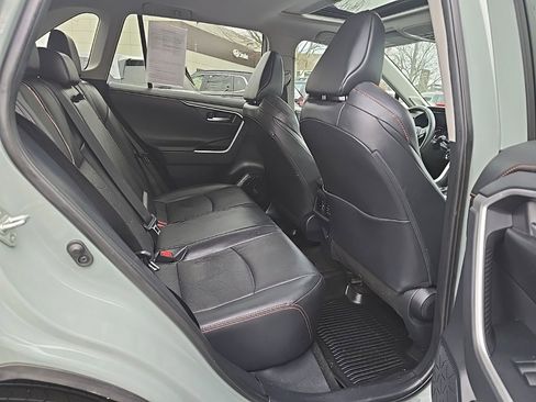 Used 2019 Toyota RAV4 Adventure image 13