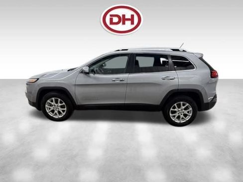 Used 2014 Jeep Cherokee Latitude AWD/4WD image 8