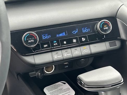 New 2026 Hyundai Elantra Sport FWD image 31