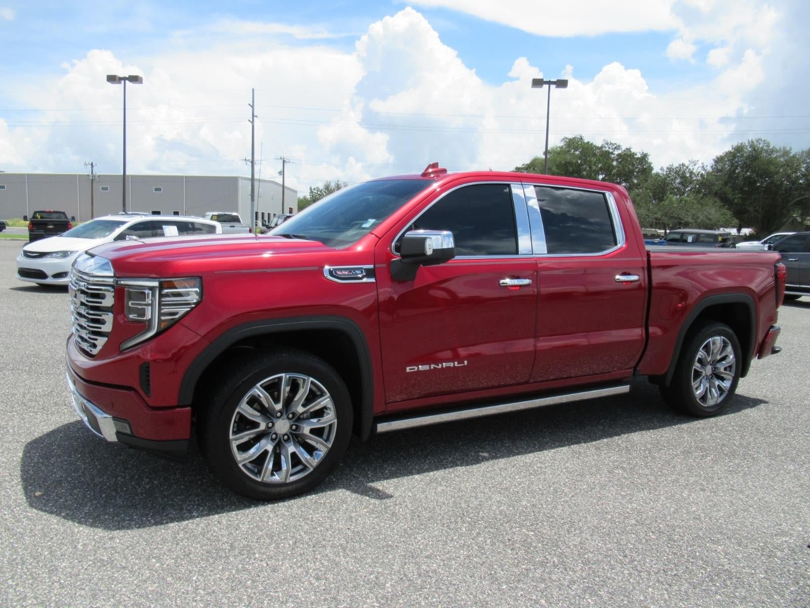 Used 2024 GMC Sierra 1500 Denali AWD/4WD image 4