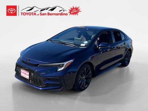 Certified 2026 Toyota Corolla SE w/ SE Package image 1