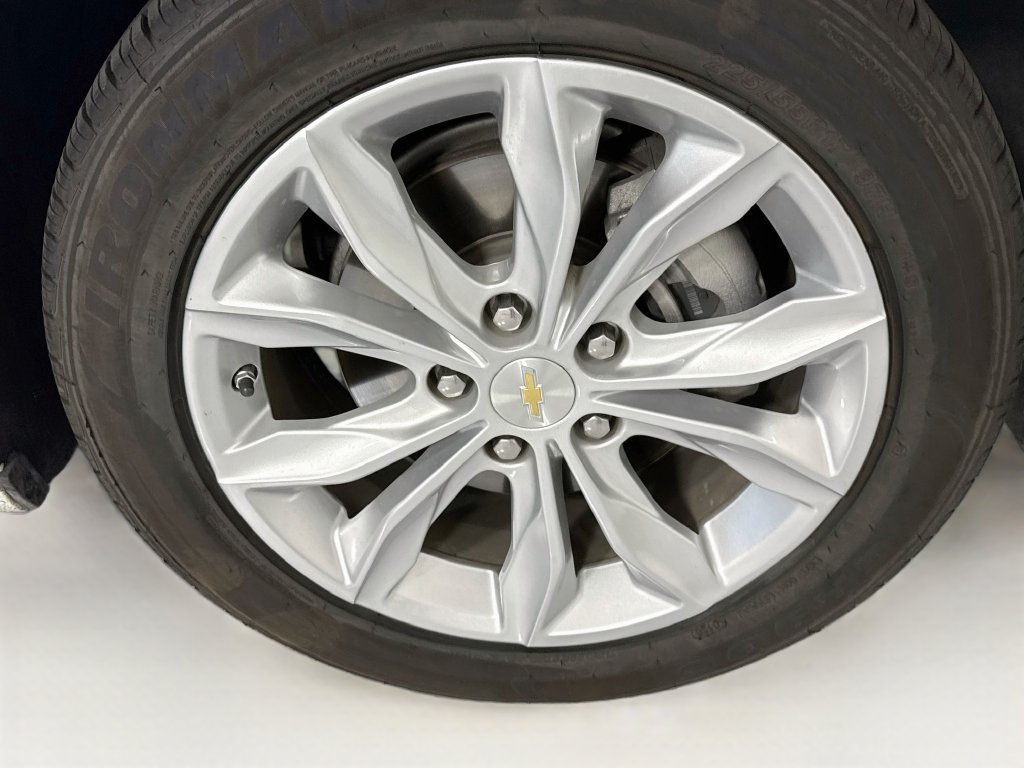 Used 2024 Chevrolet Malibu LT FWD image 32